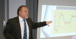 AEIH auspicia diálogo económico