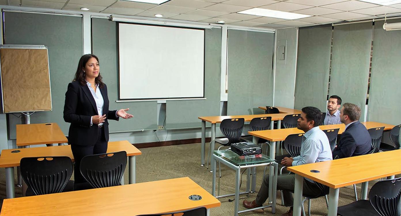 Capacitación en salón de ANEIH